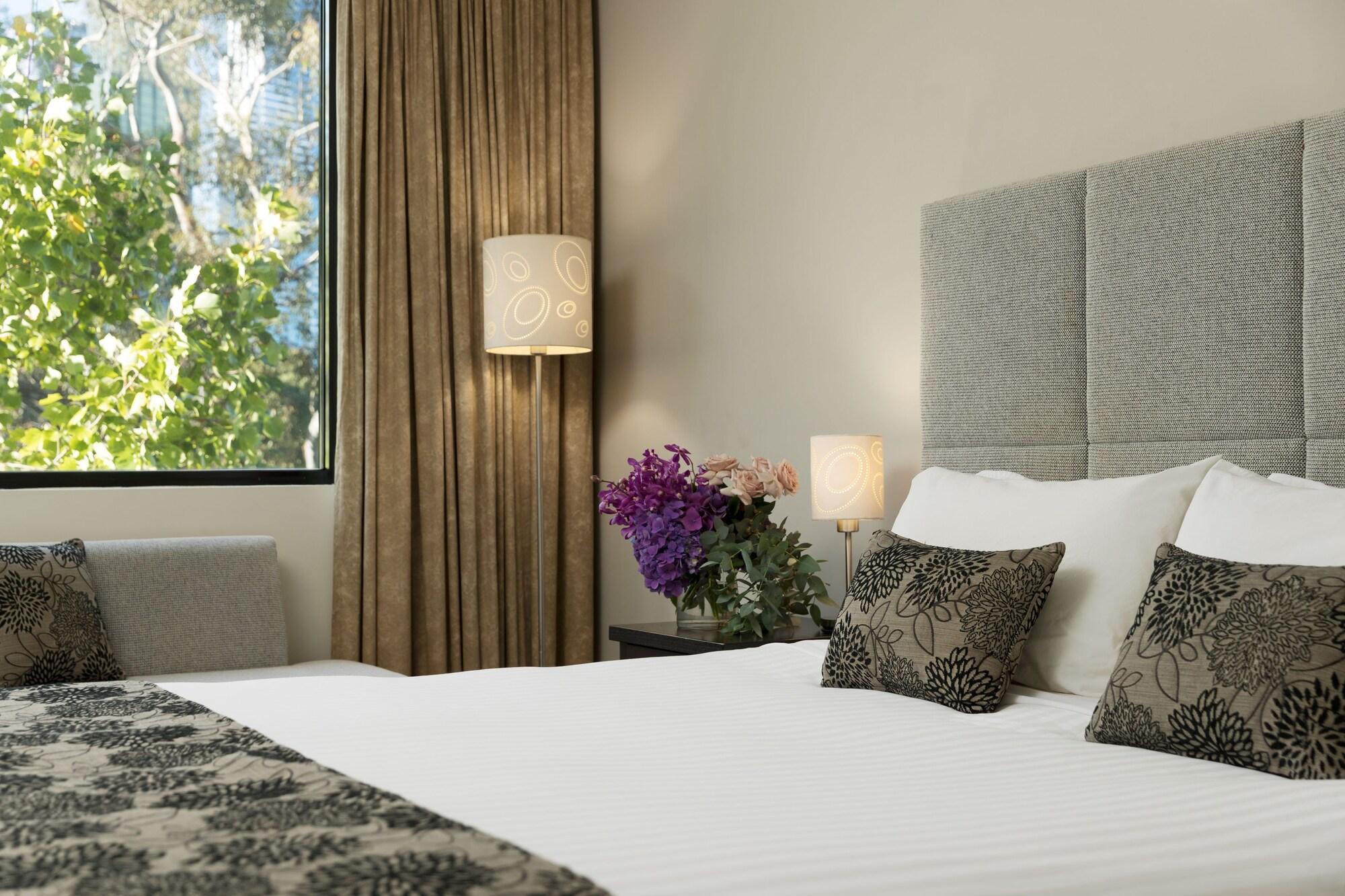 Hotel Crowne Plaza Melbourne Carlton By Ihg Exterior foto