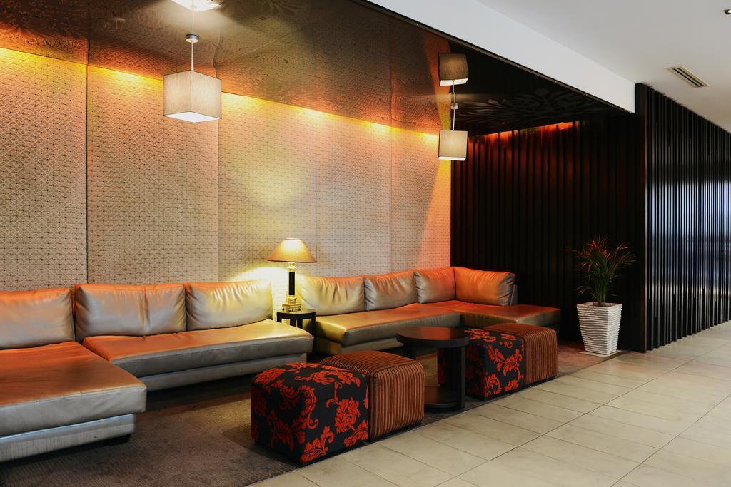 Hotel Crowne Plaza Melbourne Carlton By Ihg Exterior foto